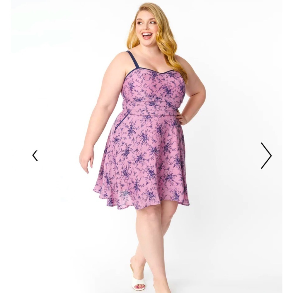 Unique Vintage NWT Floral Print Flare Dress Purple, Navy Women’s Sz 1X, 16